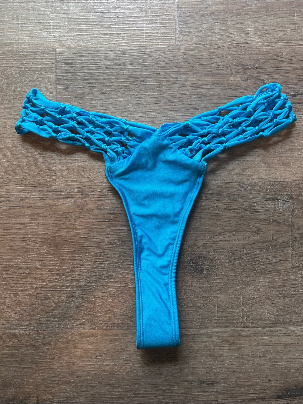 Fashion Nova Bikini Bottoms Womens Size L Blue Shimmer Thong High Cut NWOT